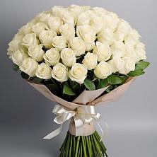 Букет 101 беля роза Белоснежка в Братске