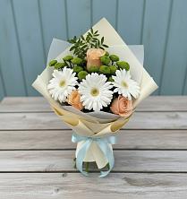Букет цветов из:  Герберы, Розы и Хризантемы в Братске